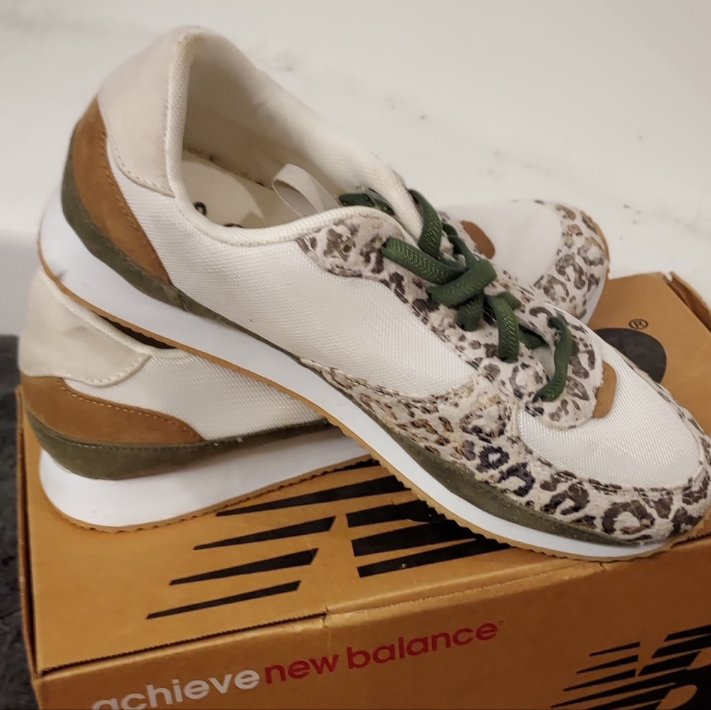White and Green Sneakers with Classic Athletic Design. Size 8
